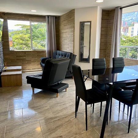 Apartamento Con Excelente Ubicacion En エンビガド エクステリア 写真