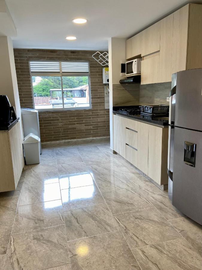 Apartamento Con Excelente Ubicacion En エンビガド エクステリア 写真