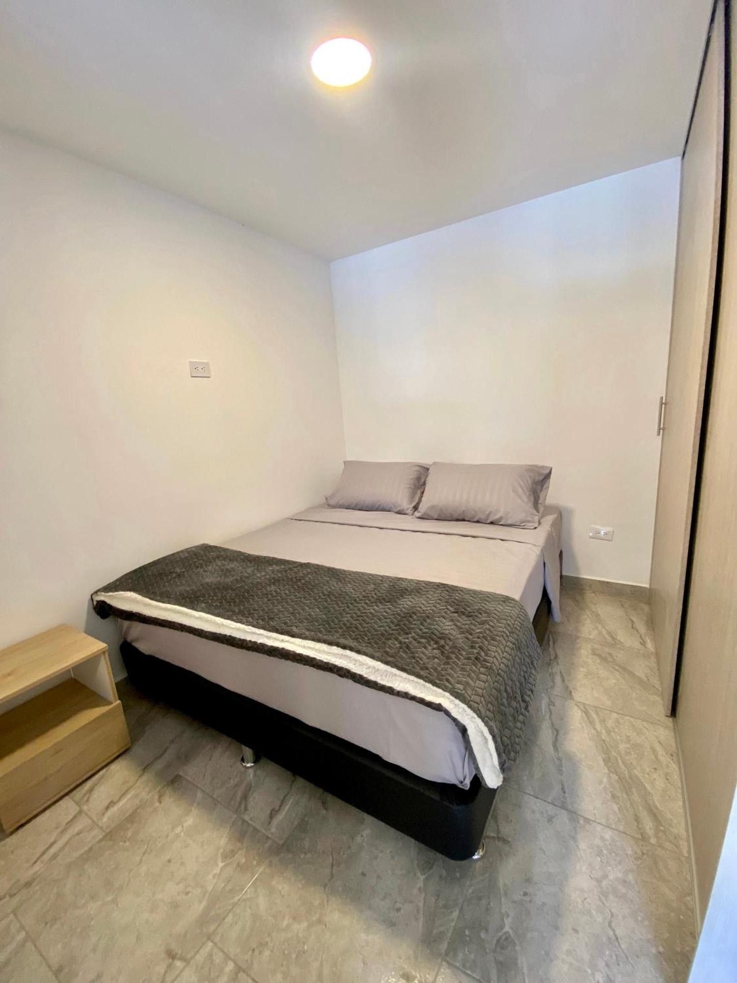 Apartamento Con Excelente Ubicacion En エンビガド エクステリア 写真
